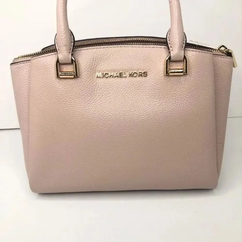 Michael Kors Maxine Small Messenger Bag‎ NWT